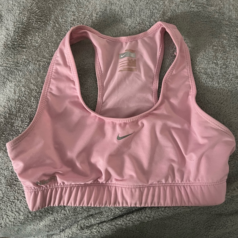 Medium Nike Fit Sports Bra